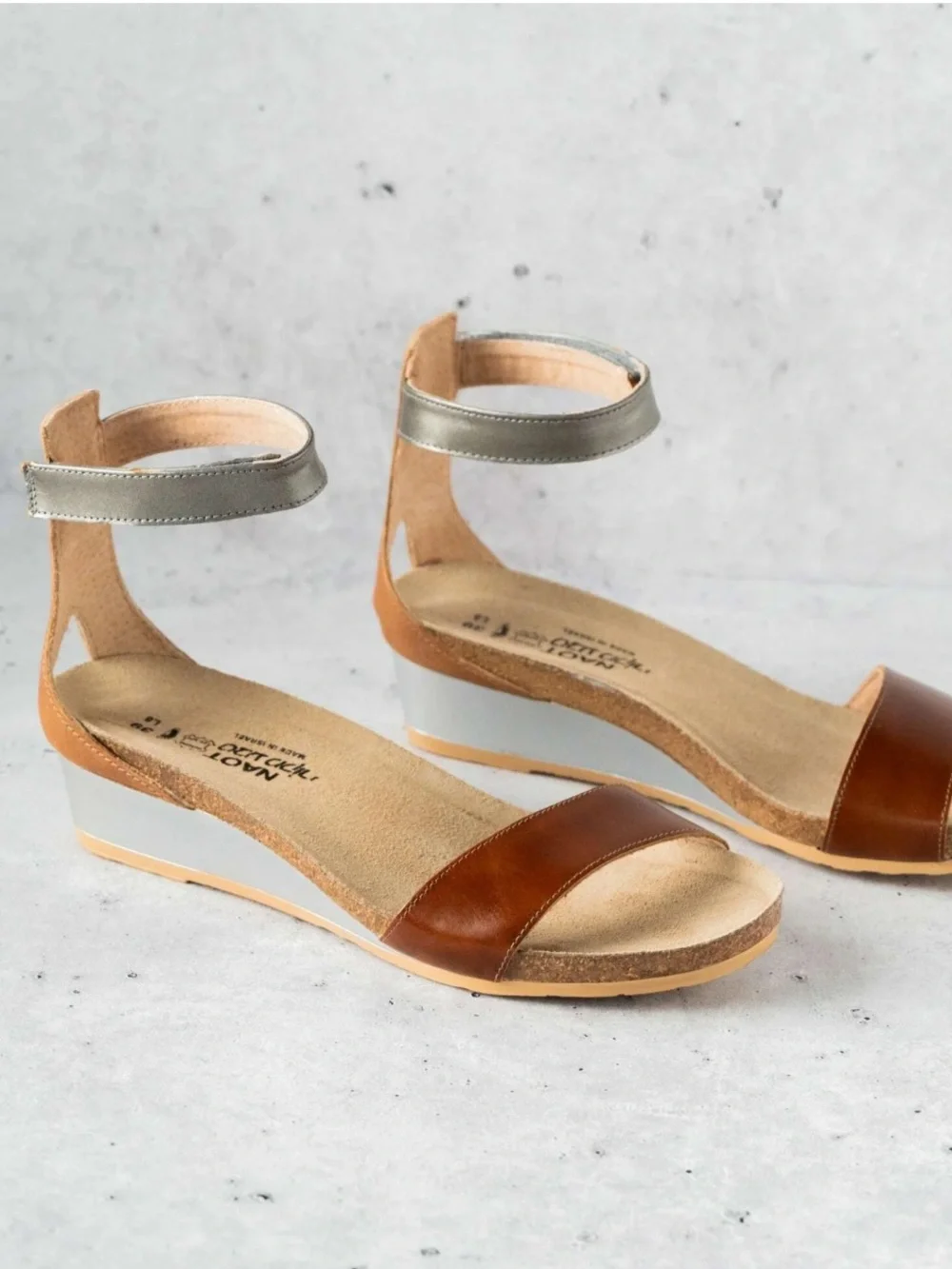 Naot pixie wedge sandals women size 10 Brown and Silver Wedge Sandals
